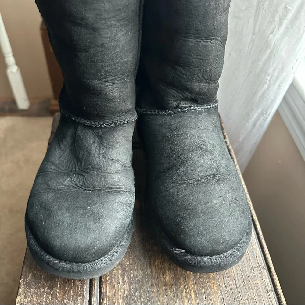 UGG Classic II Tall Boots in Black‎